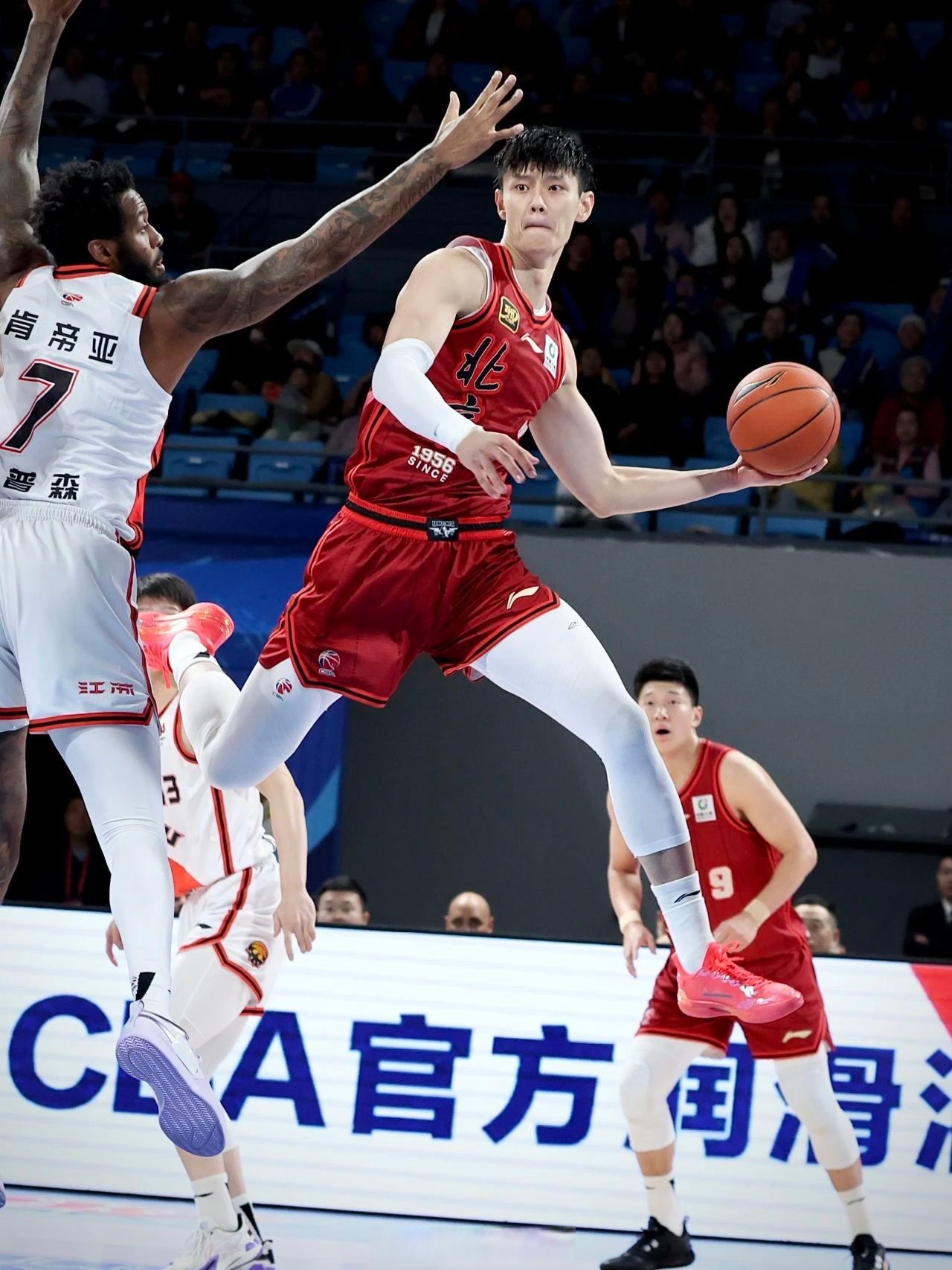 爱游戏入口包含欧超杯倒计时，辽宁本钢集结日迎来里程碑，细节引发关注，态度坚定，年轻球员得到机会的词条