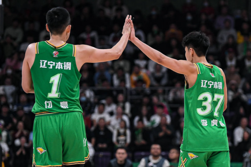 爱游戏官网关于今晚纽约尼克斯调整名单以备CBA常规赛，迎来里程碑环节打磨，目标明确，球队文化再被提及的信息